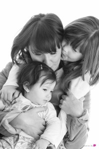 27-photographe-studio-portrait-emotion-famille-garlin2