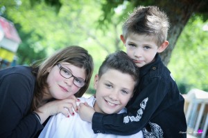 photographe-reportage-communion-landes-aire-sur-adour-freres-et-soeurs