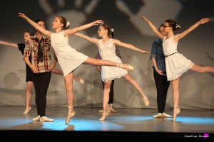 photographe-reportage-danse-salle-arabesque-animation-landes-aire-sur-adour-saut